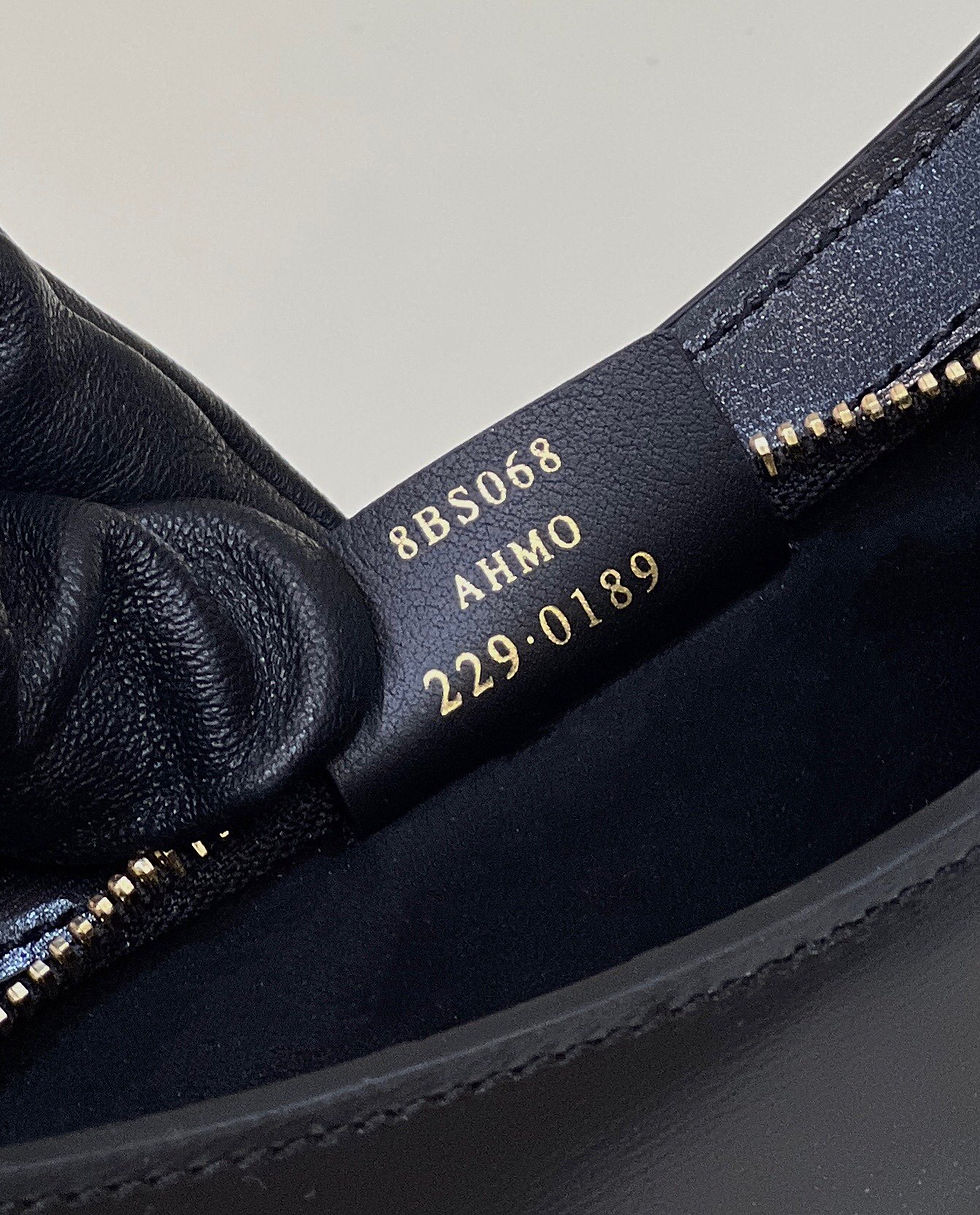 Thumbnail: FENDI O'LOCK SWING