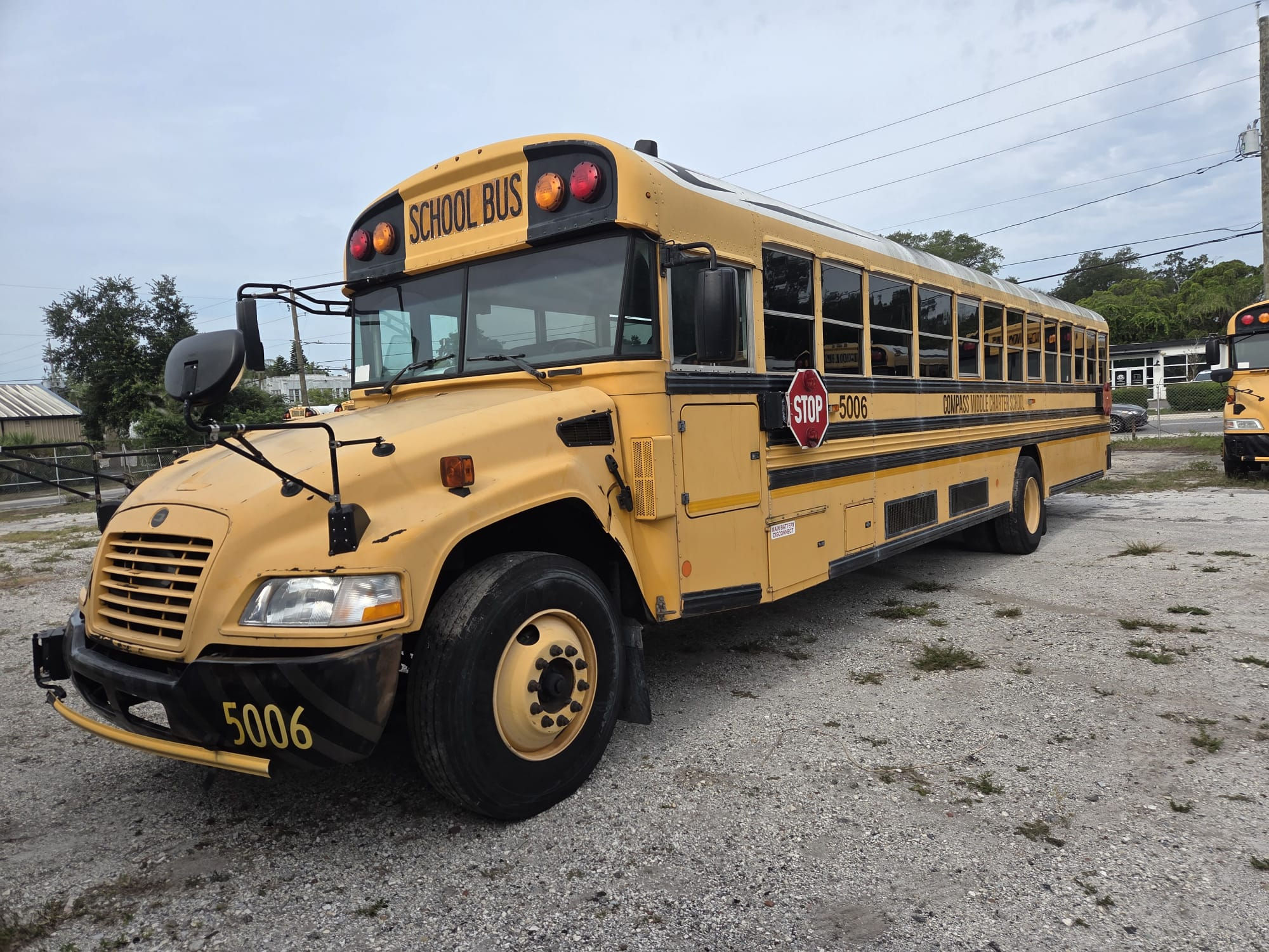 2014 blue bird vision school bus powered with a 6.7 cummins 6 cylinder e