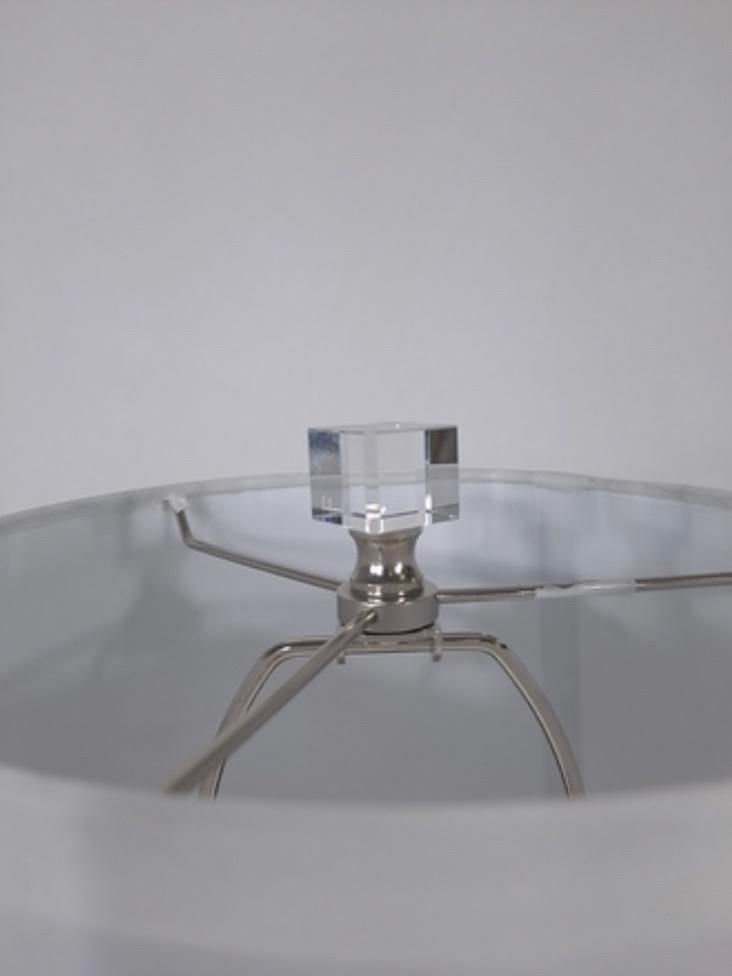 Thumbnail: Square Glass Lamp