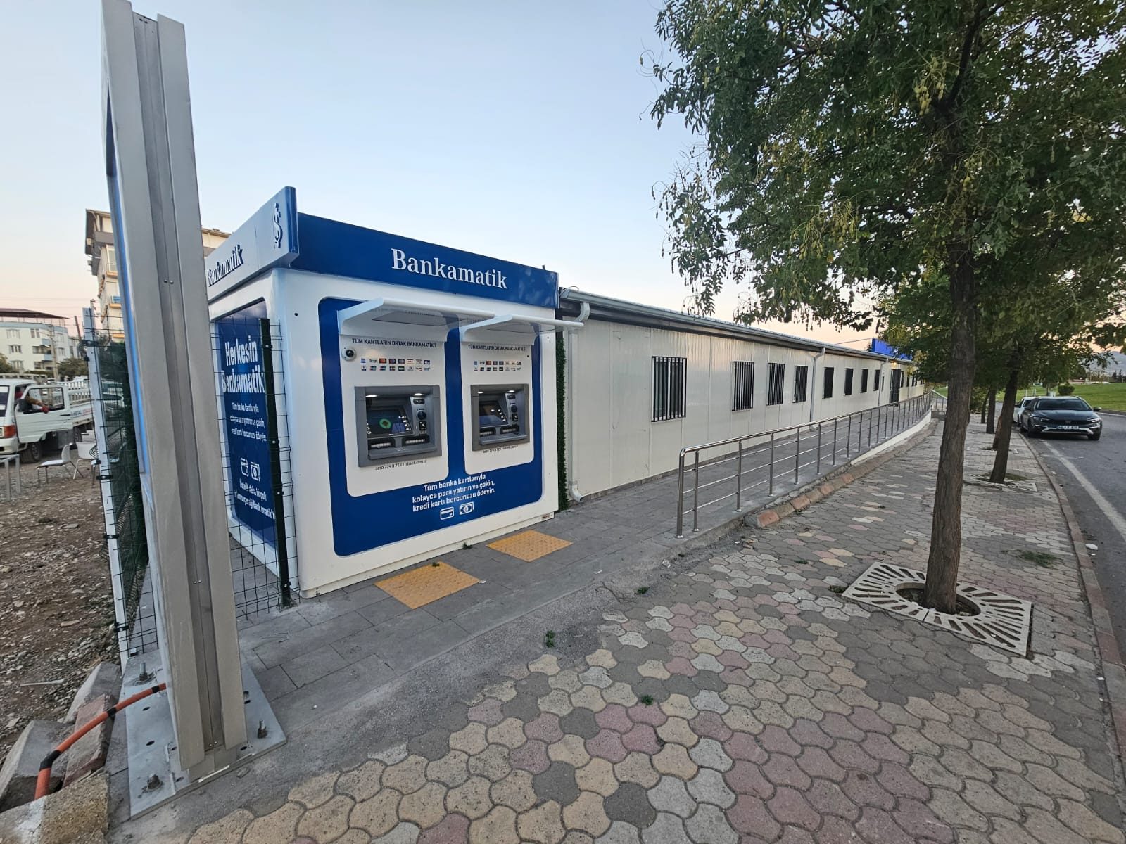 İş Bankası prefabrik şubesi