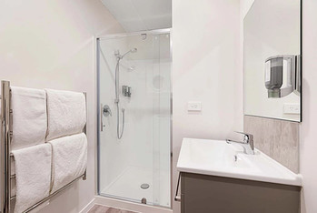 One Bedroom Apartment 