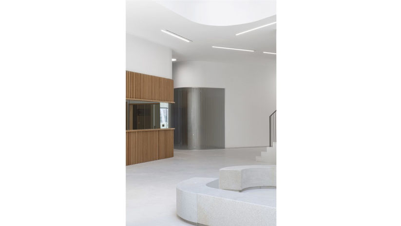 f_diaz-y-diaz-arquitectos-edificio-juzgados-pontevedra-arquitectura-diseño-hall-1400x788.j