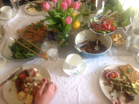 Entertaining: Sunshine Lunch