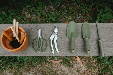 garden tools_edited.png