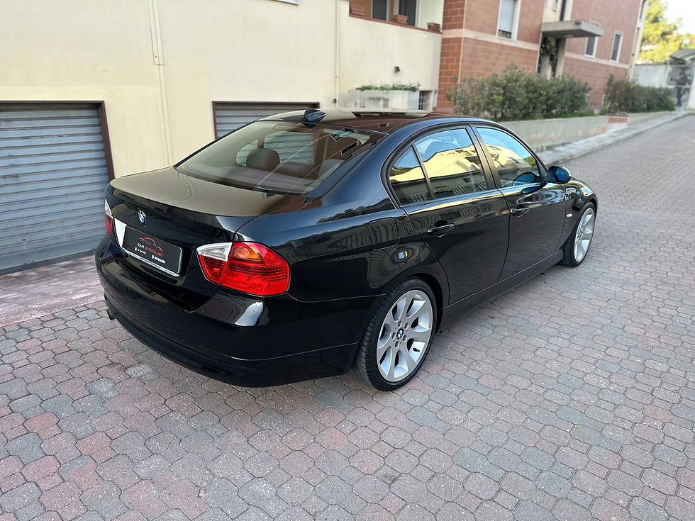 Thumbnail: 𝐁𝐌𝐖 𝟑𝟐𝟎𝐝 𝐄𝟗𝟎 163cv M47 Msport -1 Proprietario-iscrivibile ASI - 18”