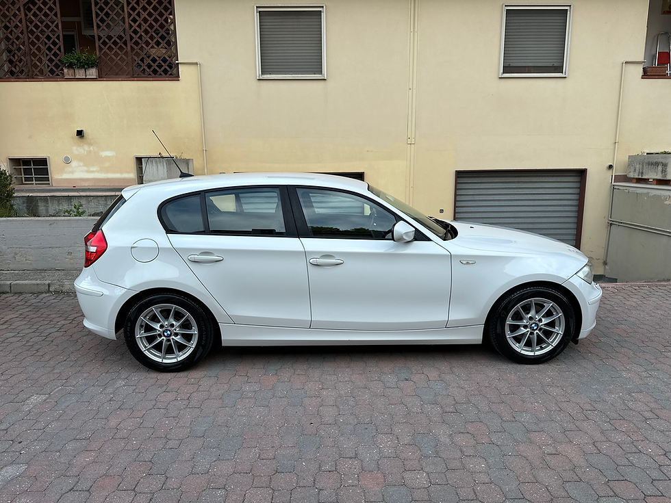 Thumbnail: BMW 116 d 2.000cc - NEOPATENTATI - CATENA NUOVA - BIXENON