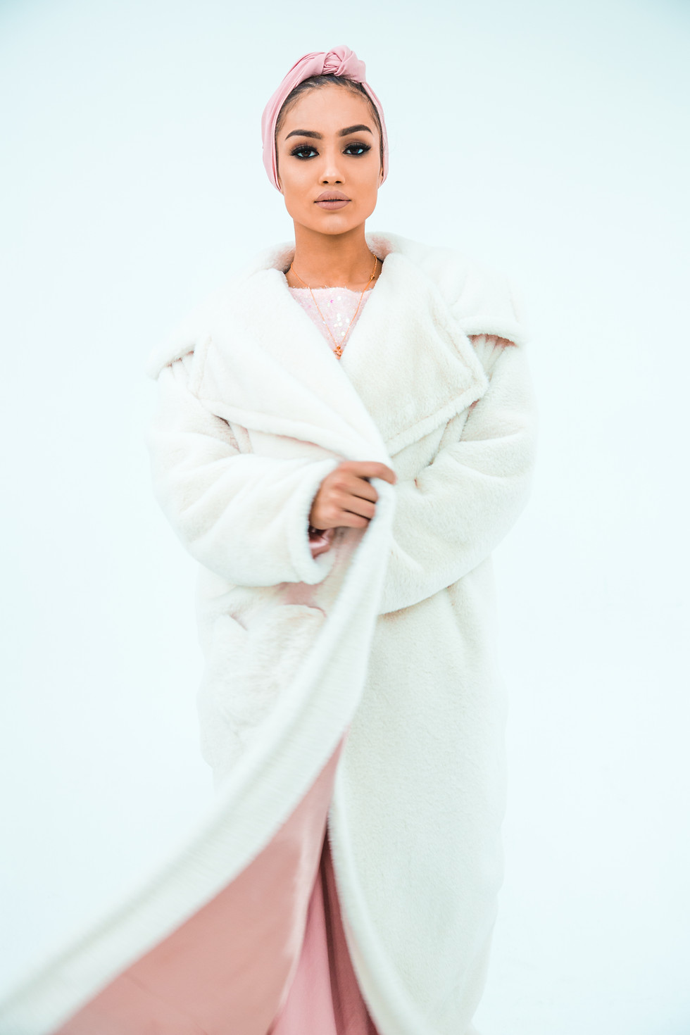 Thumbnail: Cozy Snow Oversize Maxi Coat