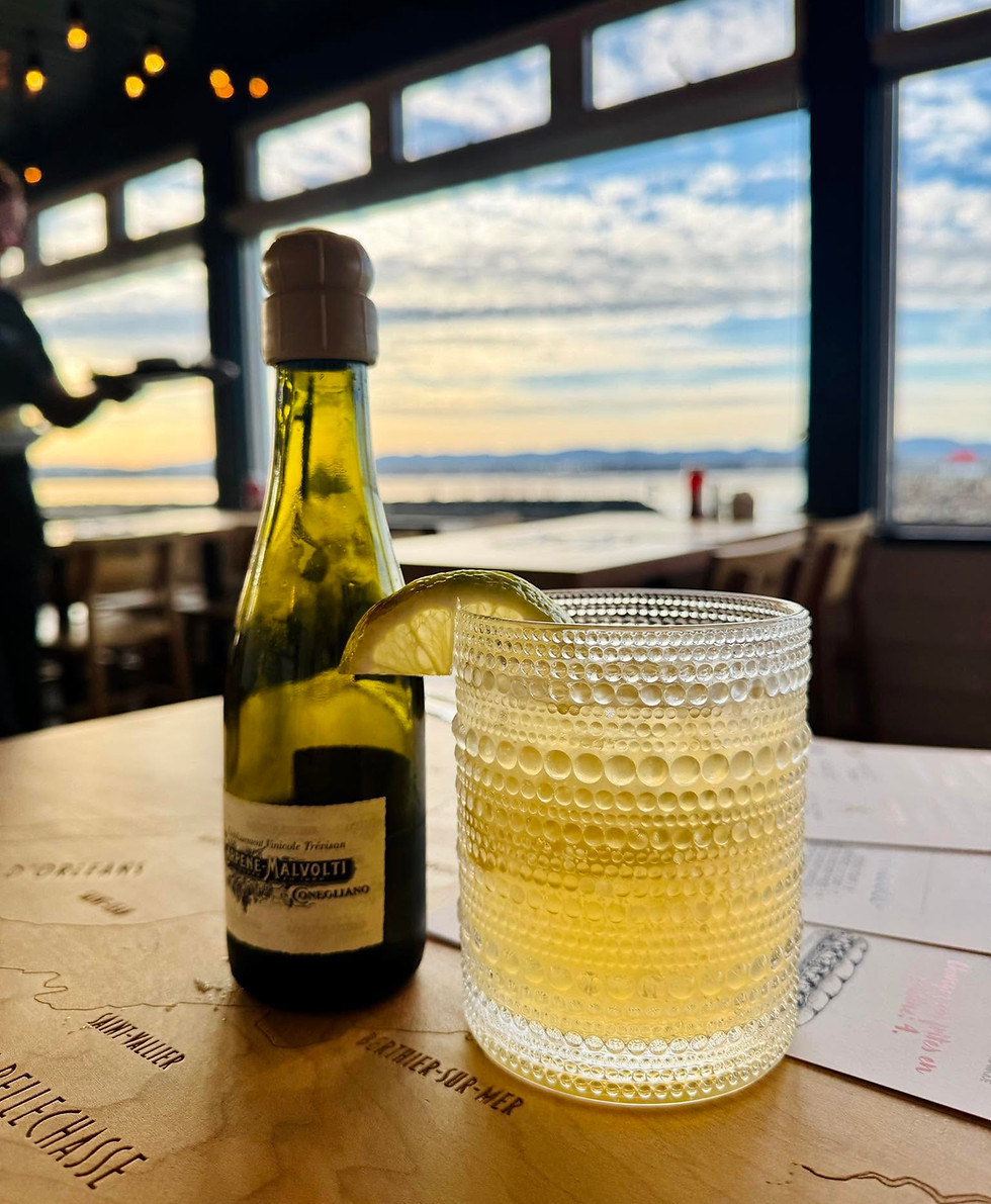 Limoncello Spritz Quai Resto Pub Saint-Michel-de-Bellechasse.jpg