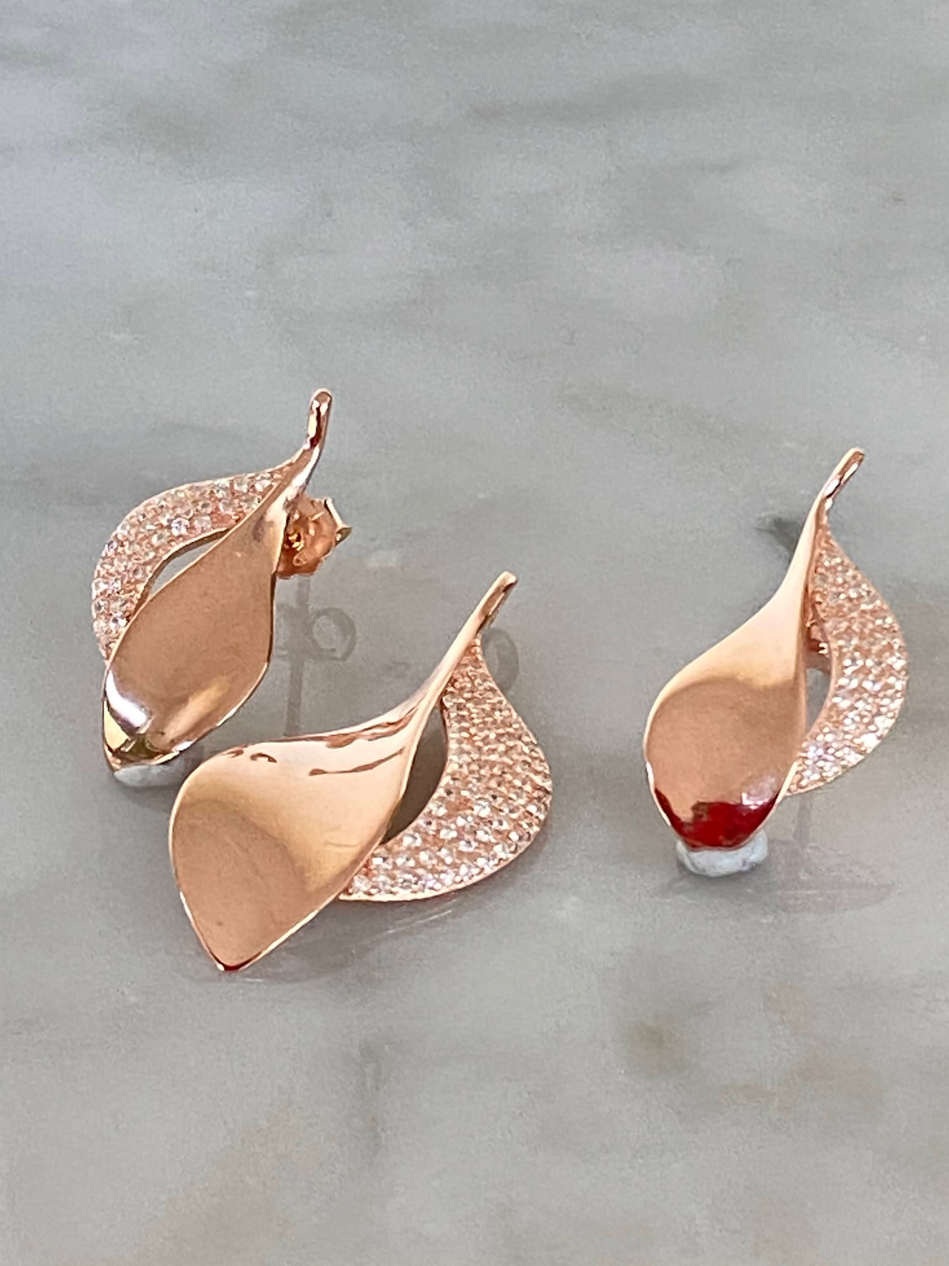 Lovely Leaf Rosegold Pendant Set