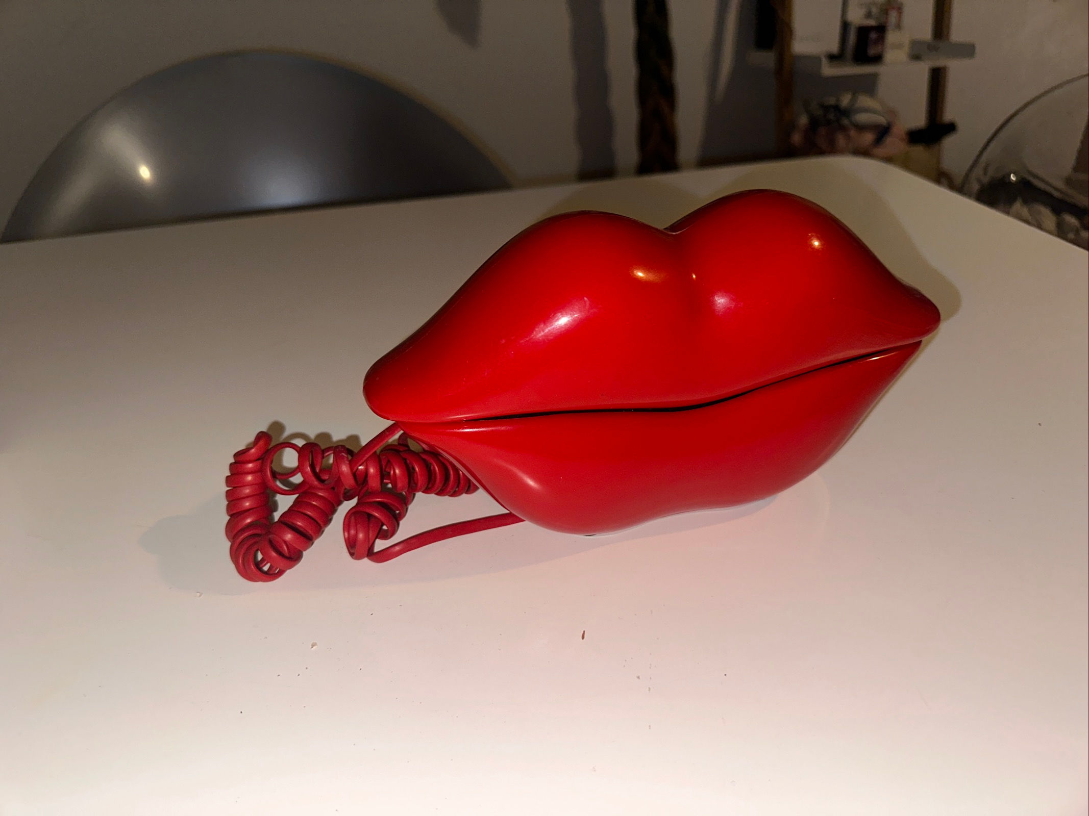 Téléphone fixe vintage Hot Red Lips. -1980.