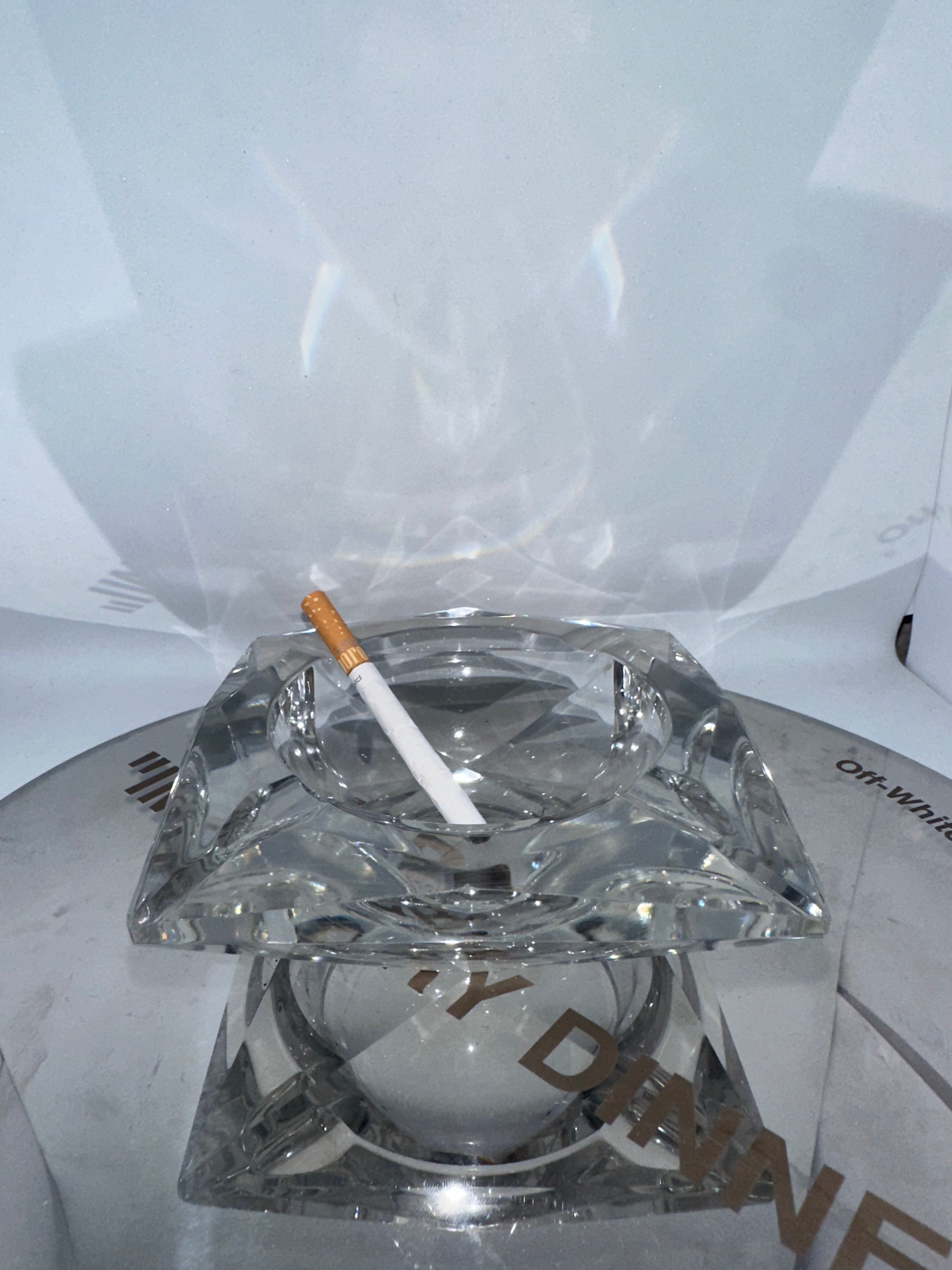 Cendrier Lourd en Cristal et Diamant de Val Saint Lambert