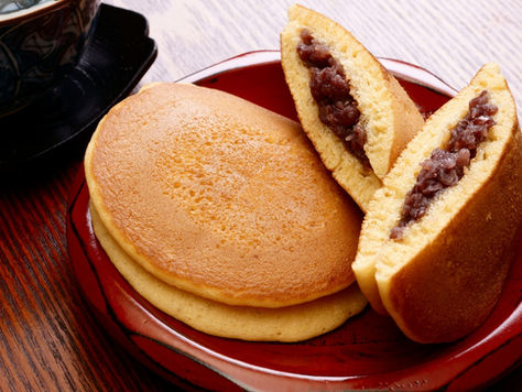 Konbini Guide: 10 Must-Try Japanese Convenience Store Foods