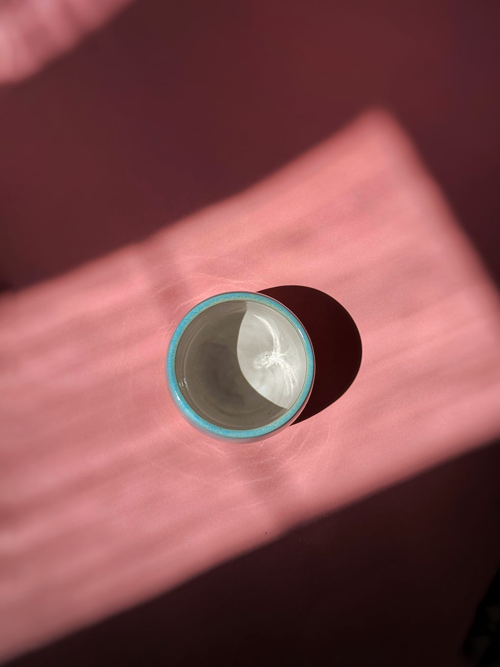 Thumbnail: Cup (No handle) - White Dripping Baby blue