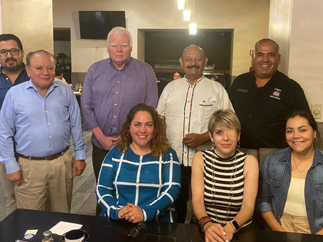 Reunión de trabajo de la asociación de profesionales inmobiliarios de Ensenada con el despacho Legal Mac