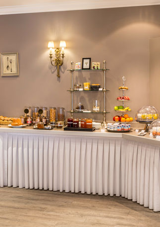 Buffet petit-déjeuner - Villa d'Est