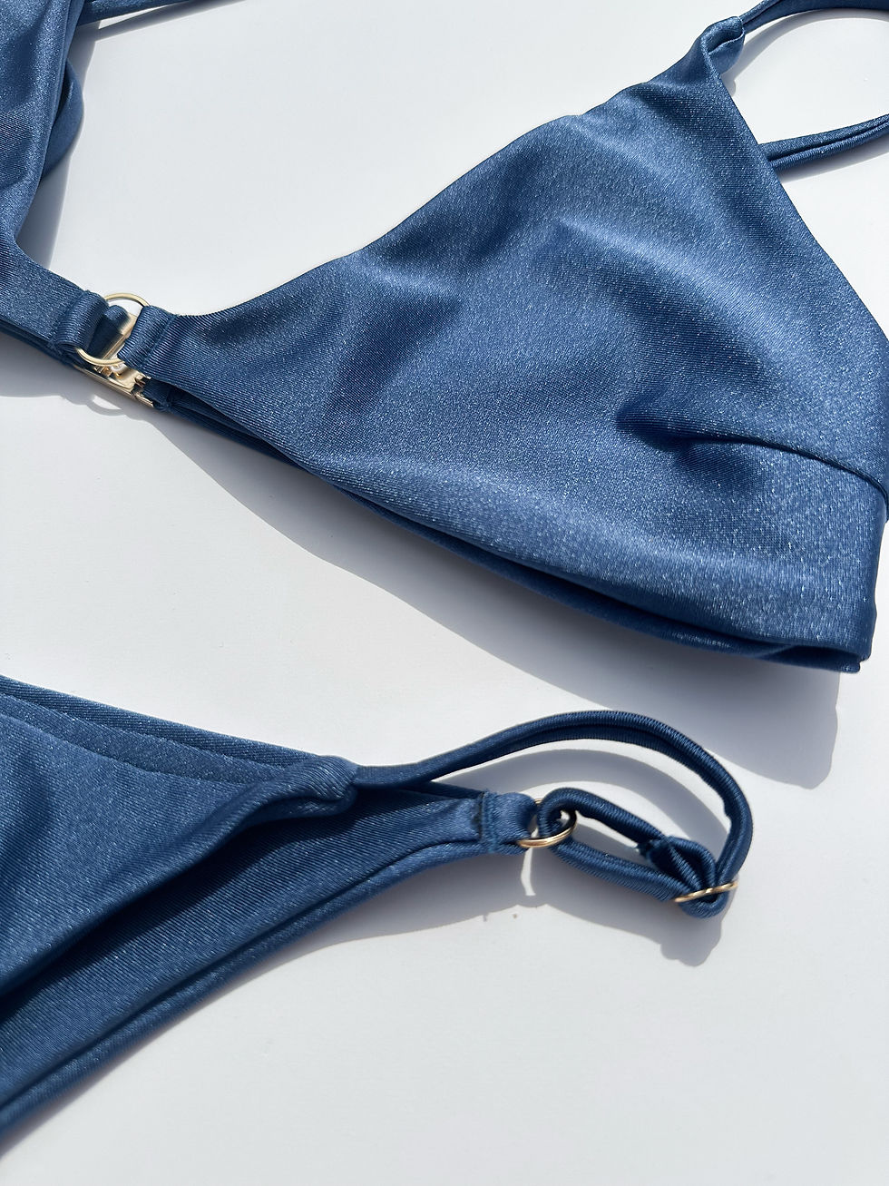 Миниатюра: Leo Triangle (низ)