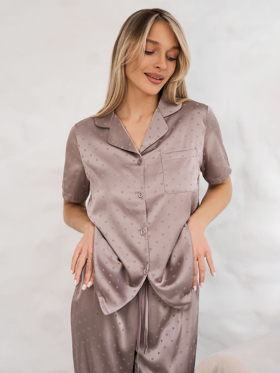 Миниатюра: Love is