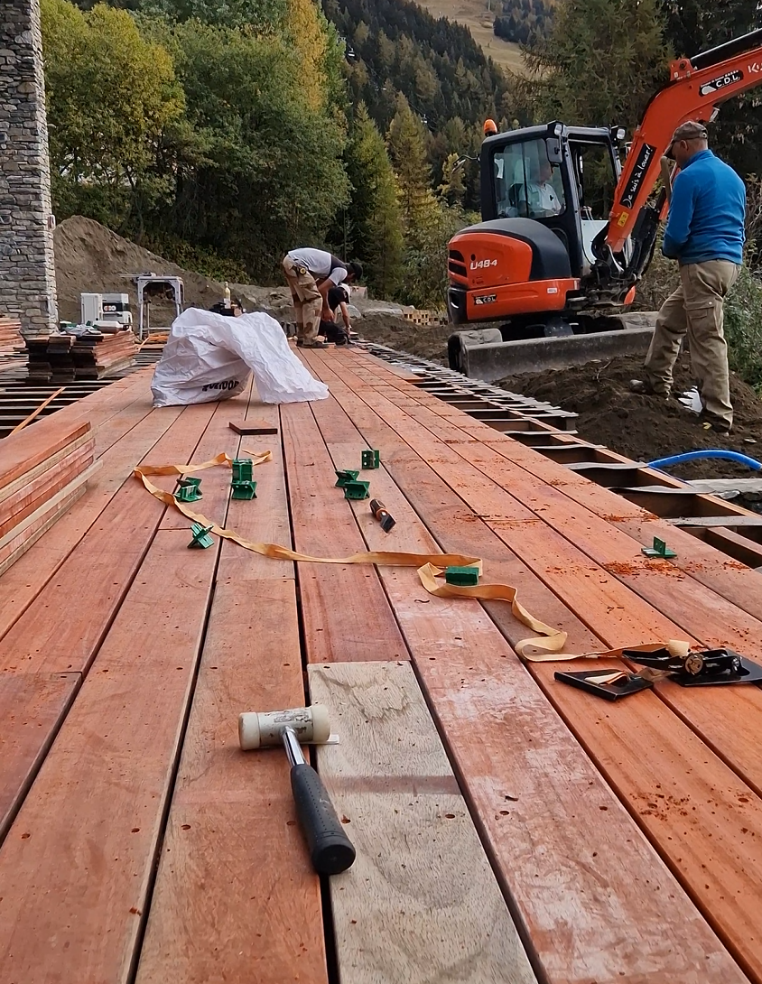TERRASSEMENT, OSSATURE ET TERRASSE