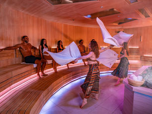 Fontainebleau's Aufguss event at Lapis