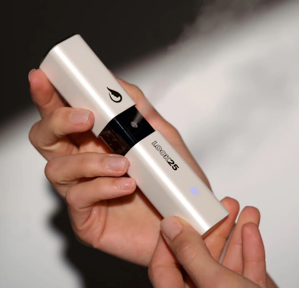 Look25 hydrogen clean beauty device is the perfect gift for biohackers
