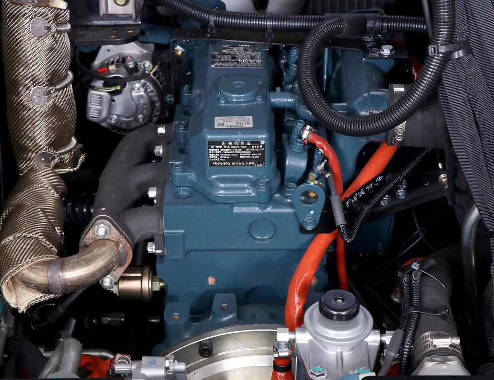 SS T100 Kubota D1703 engine
