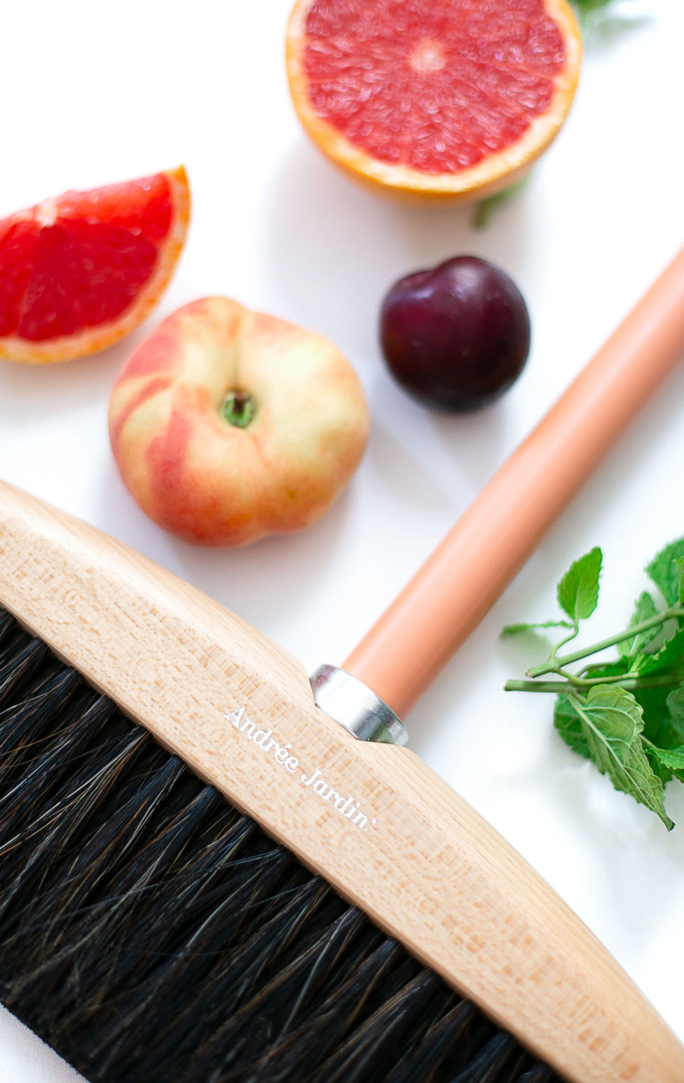 Balais-andree-jardin-mademoiselle-claudine-3--1080x1709