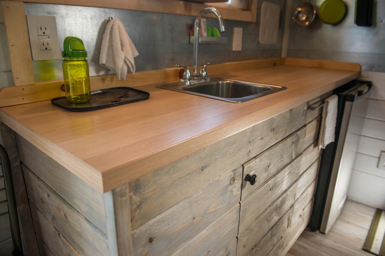 Install Laminate countertops 2