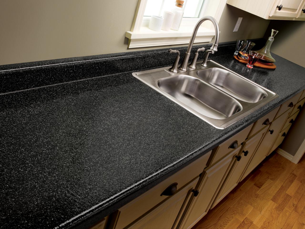 Install Laminate countertops 3