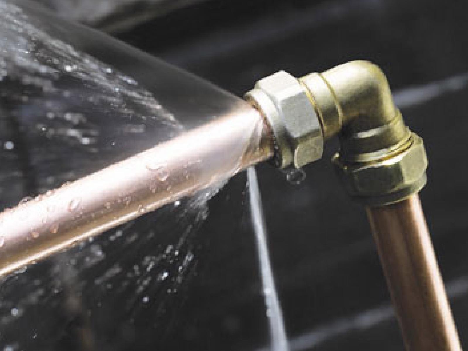 Repair/Replace Burst Pipe