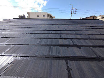一見問題がなさそうでも雨漏りが発生するスレート屋根の状態確認