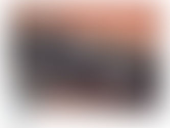 Carro é esmagado e fica destruído após deslizamento de terra na RMS