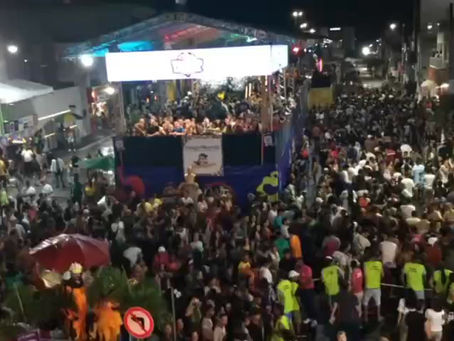 Explosão de energia no 2º dia da Micareta de Feira com Psirico