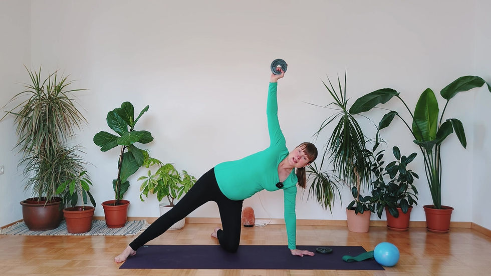 Miniaturbild: Pregnancy Yoga & Movement - Course