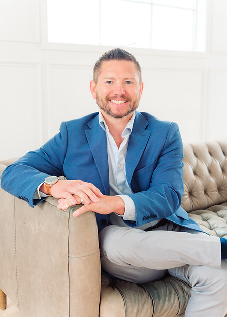 Down-to-earth personal lifestyle branding photography specializing in individual and small