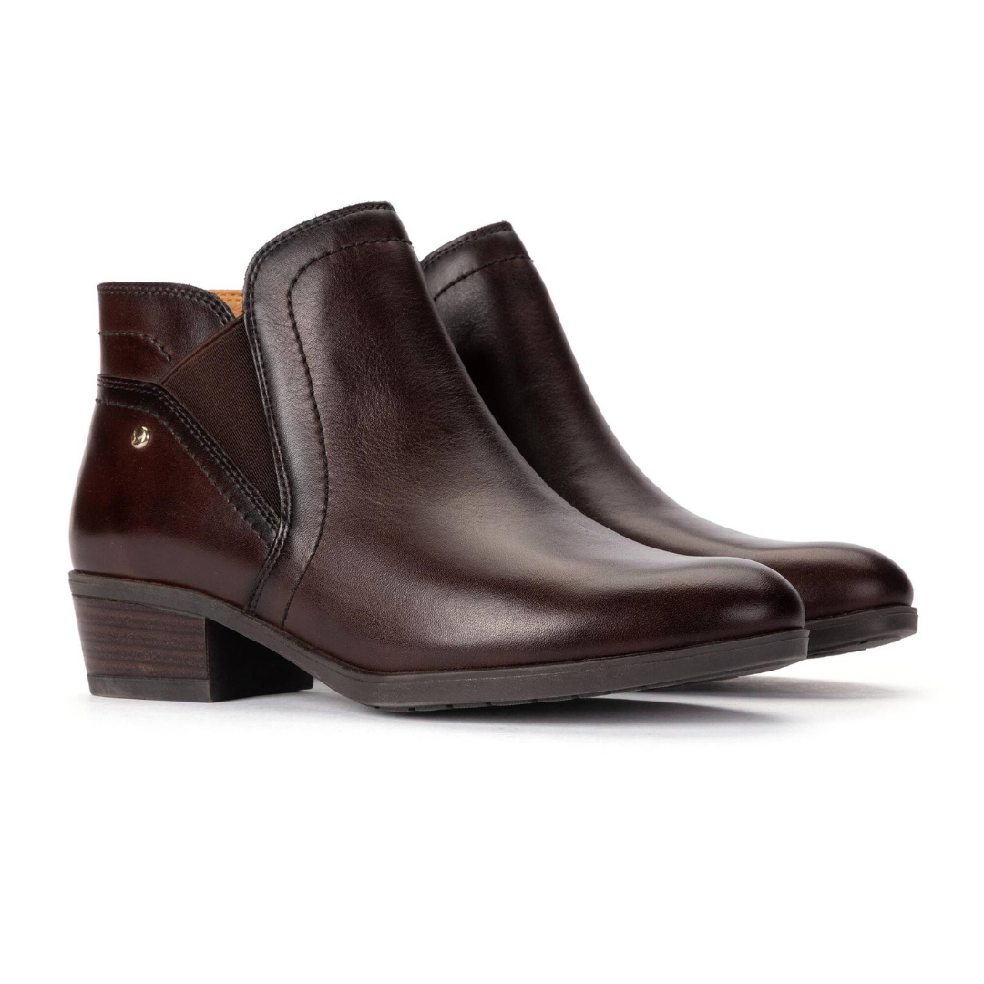 Pikolinos Daroca Leather Ankle Boot Caoba side profile view