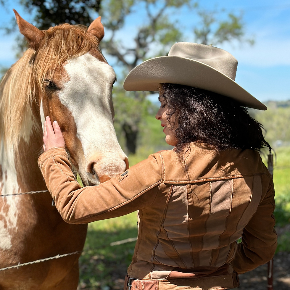 Thumbnail: Bailey Hats Lightning 4X Western Hat in Silverbelly  side on model