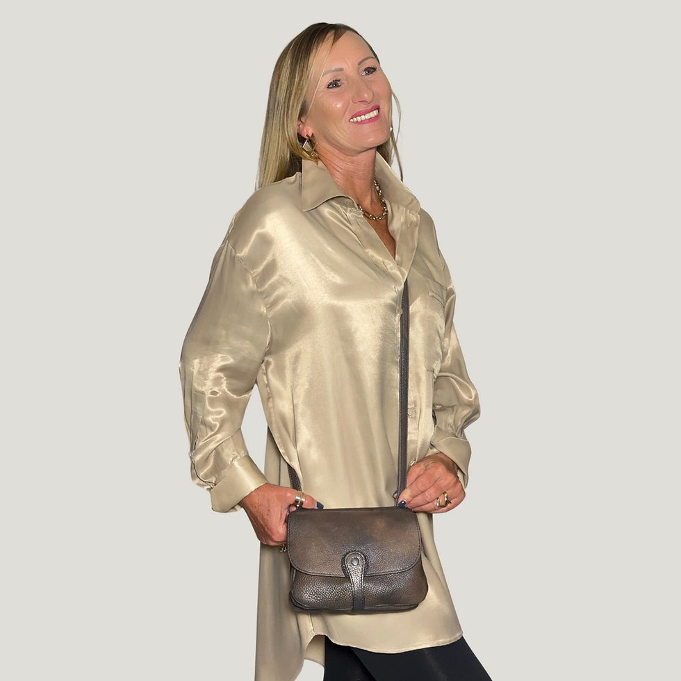 Bruno Rossi-Italy Tab Flap Shell Pouch in Nero Tamp on model