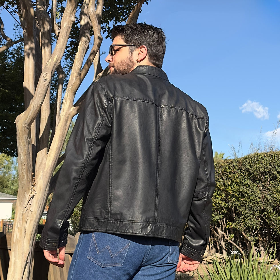 Thumbnail: Missani Le Collezioni Classic Moto back on model