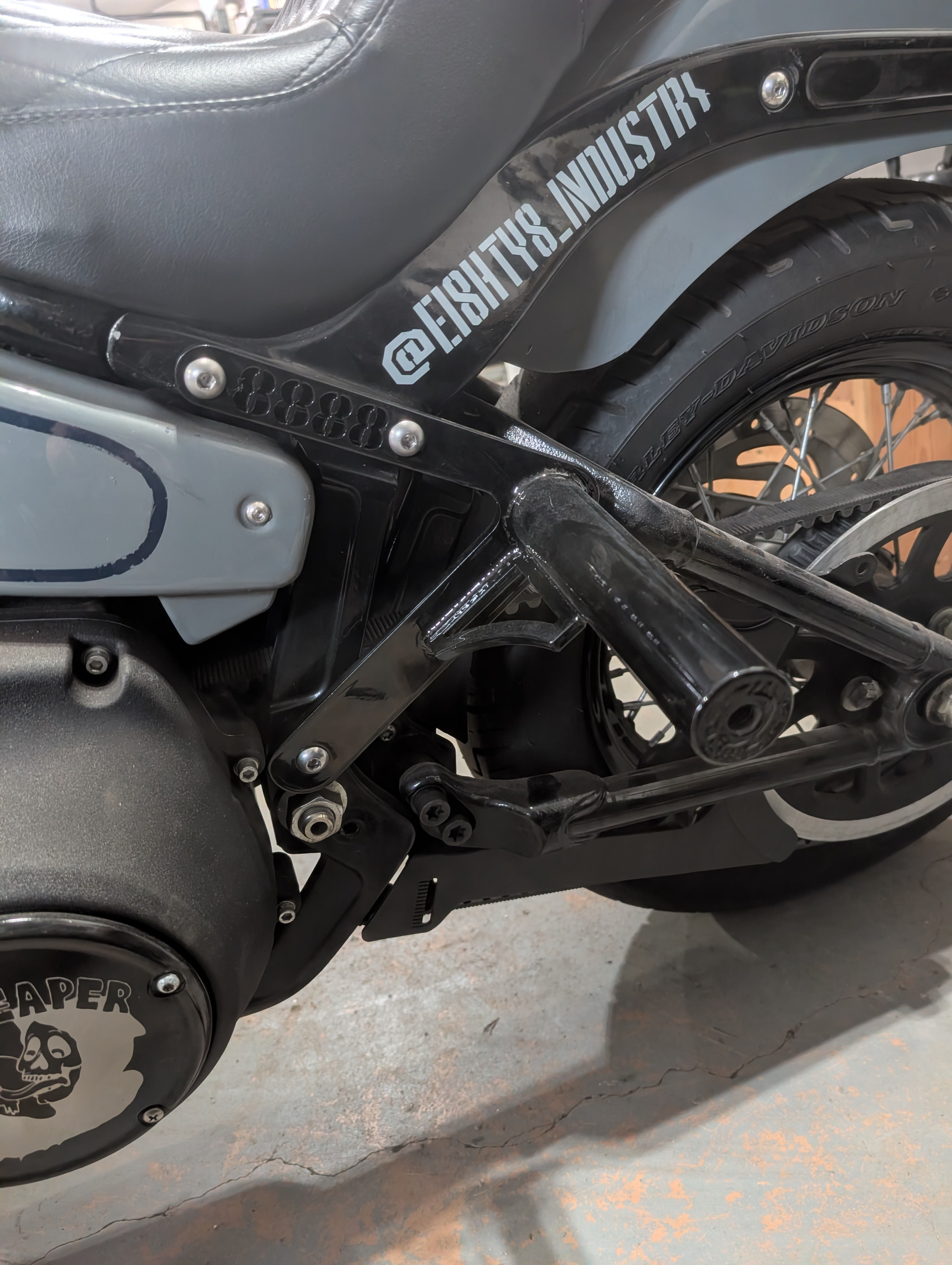 18-CURRENT HARLEY SOFTAIL MODEL REAR W/PASSENGER PEGS