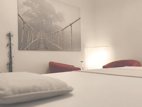 behandlungstisch_closeup_01 (2).png