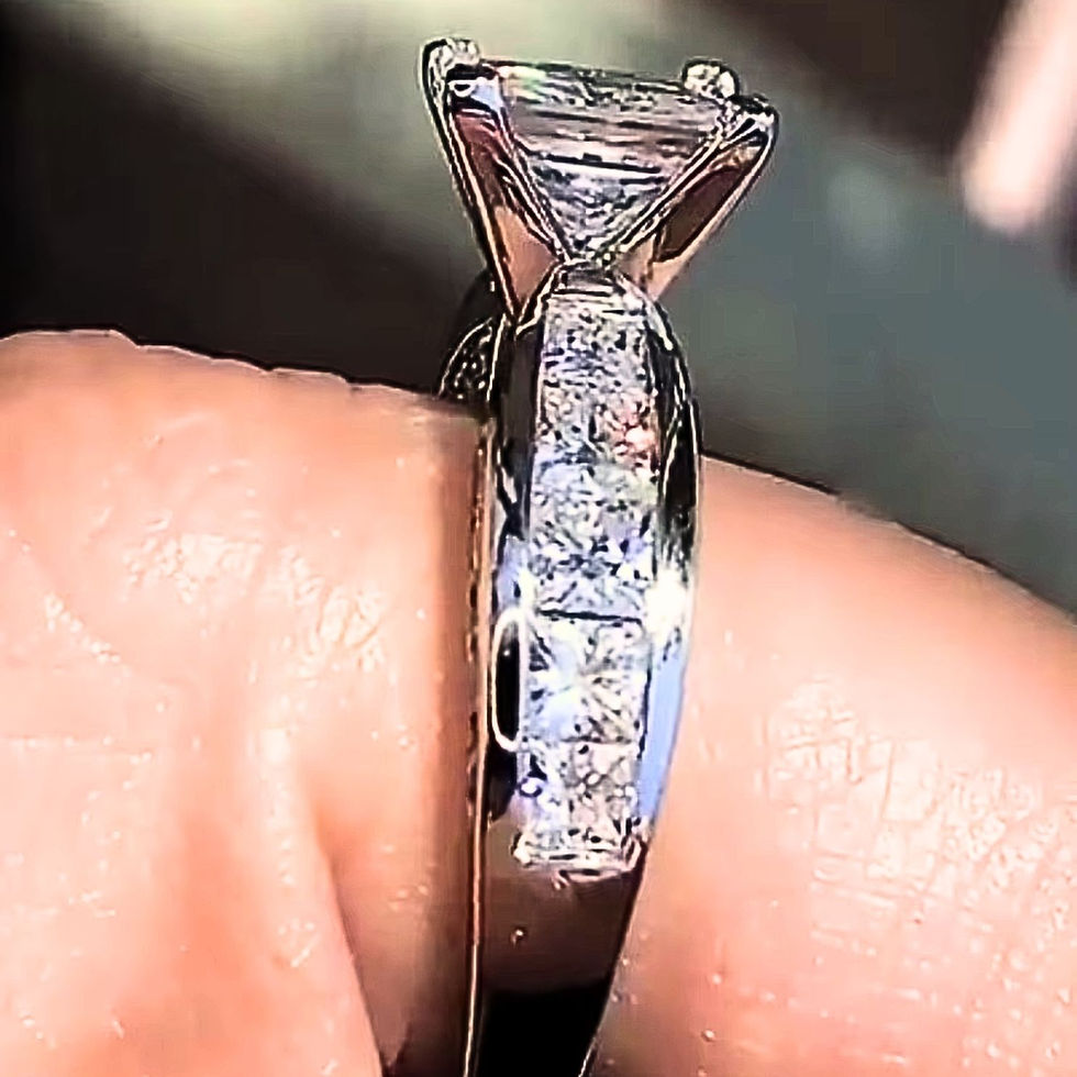 Miniatura: Anillo Oro Compromiso Luxury Moissanita Princess de 1.00ct.