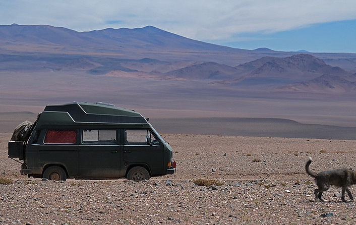 VW Bus T3 in der Wüste