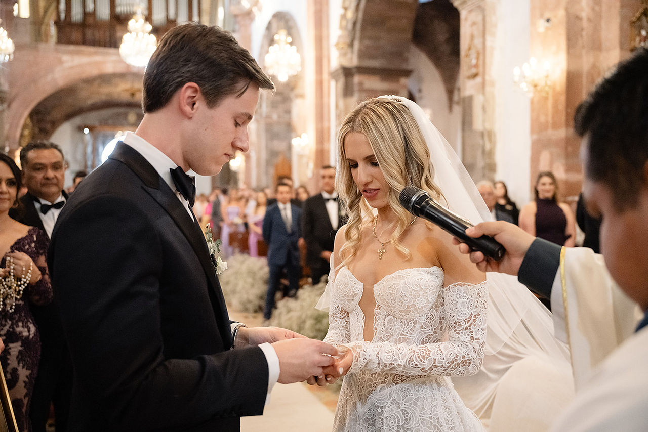 Romantic destination wedding at San José Lavista in San Miguel de Allende with a Galia Lahav gown, cathedral ceremony, sunset cocktail hour, and heartfelt moments captured by Regina Malo.