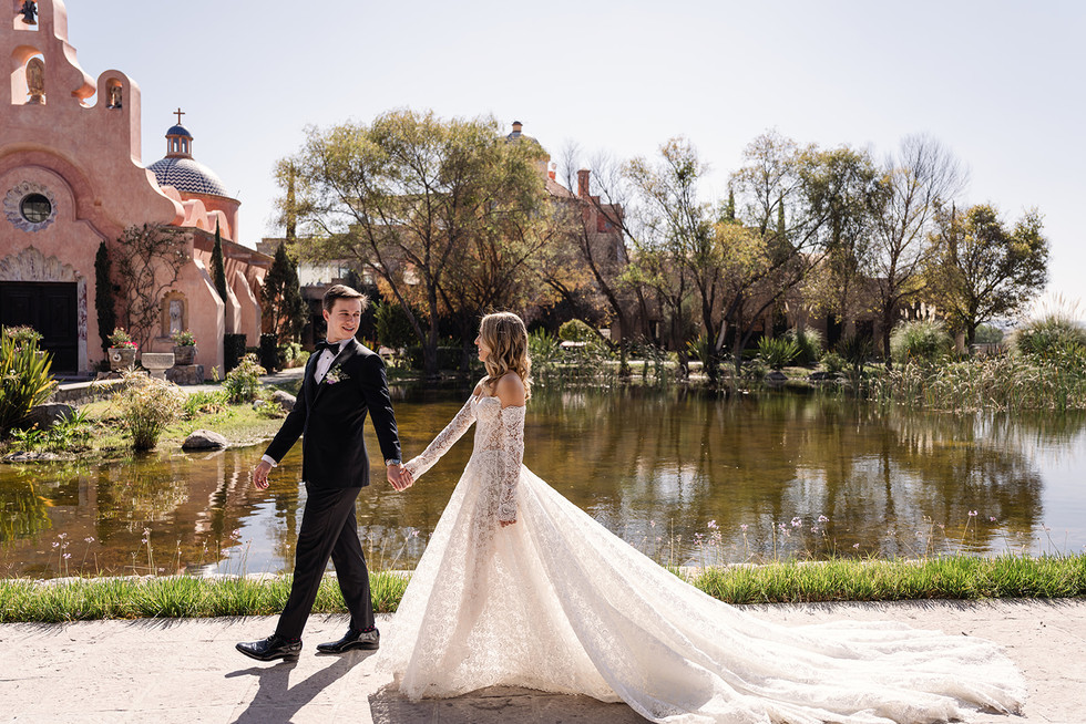 Romantic destination wedding at San José Lavista in San Miguel de Allende with a Galia Lahav gown, cathedral ceremony, sunset cocktail hour, and heartfelt moments captured by Regina Malo.