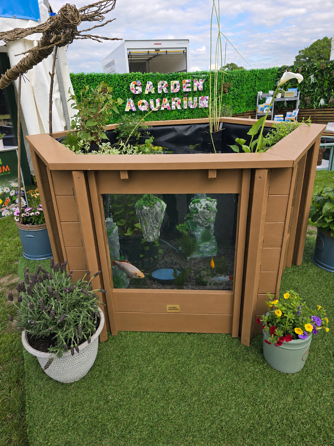 1060L Hexagon Brown Pond with Large Windows - Aurora Garden Aquarium