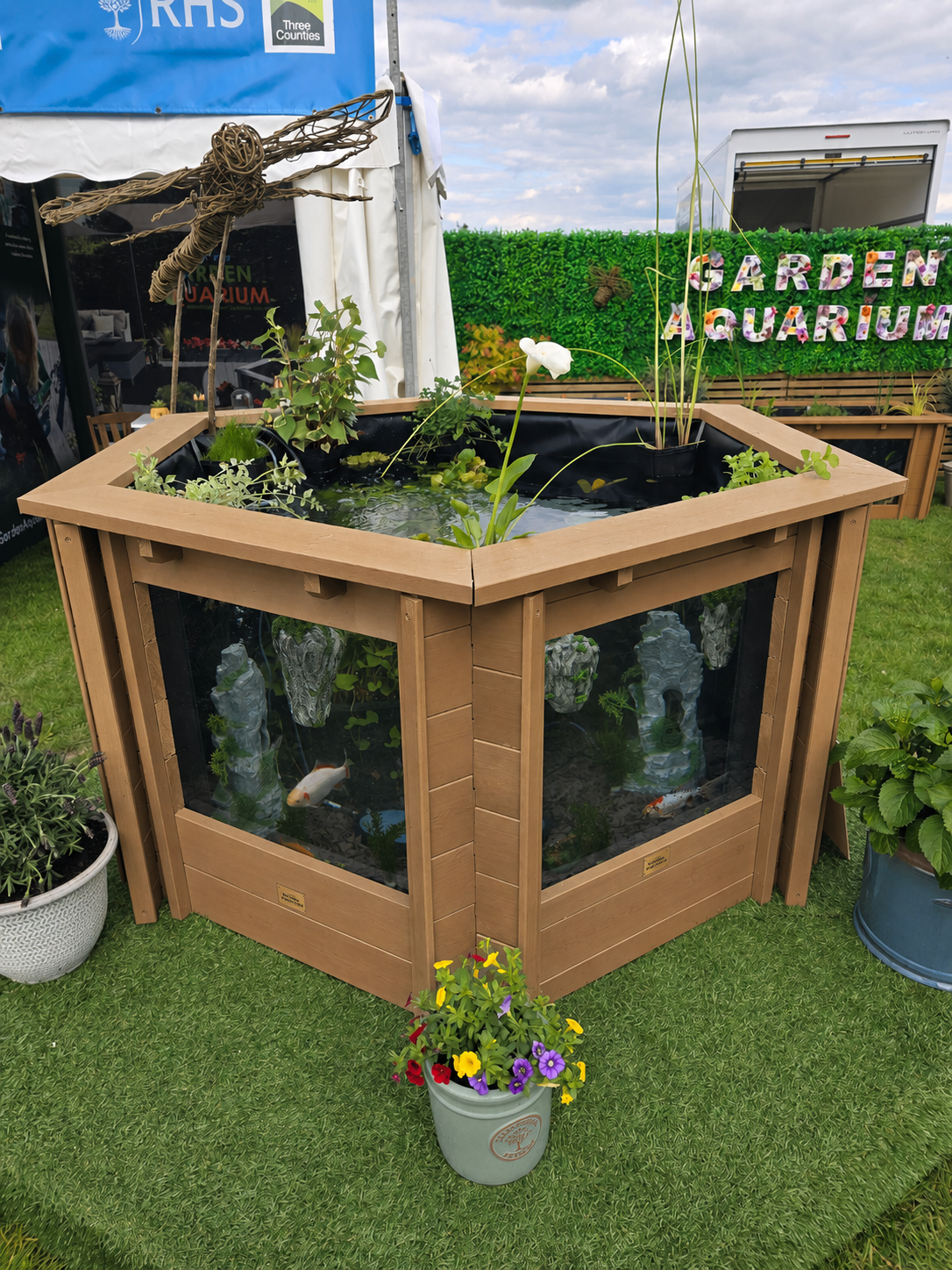 280G Brown Hexagon Pond with Large Windows - Aurora Garden Aquarium