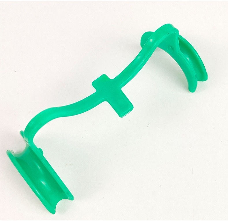 Thumbnail: Intraoral Cheek Retractor