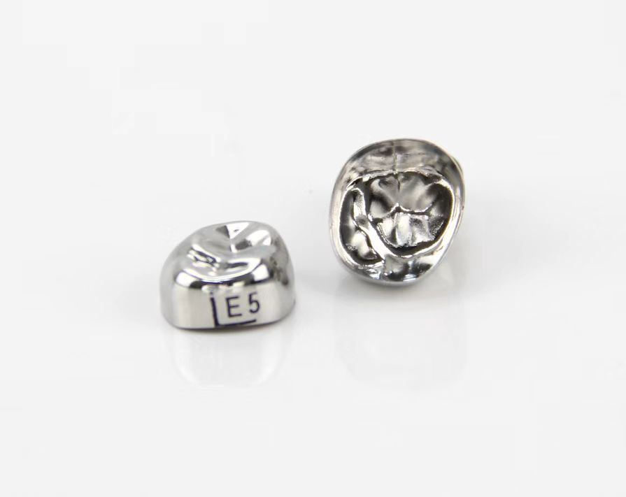 Thumbnail: Stainless Steel Molar Crown