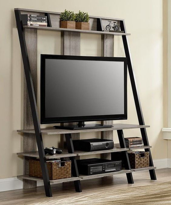 Dunnington T.V.