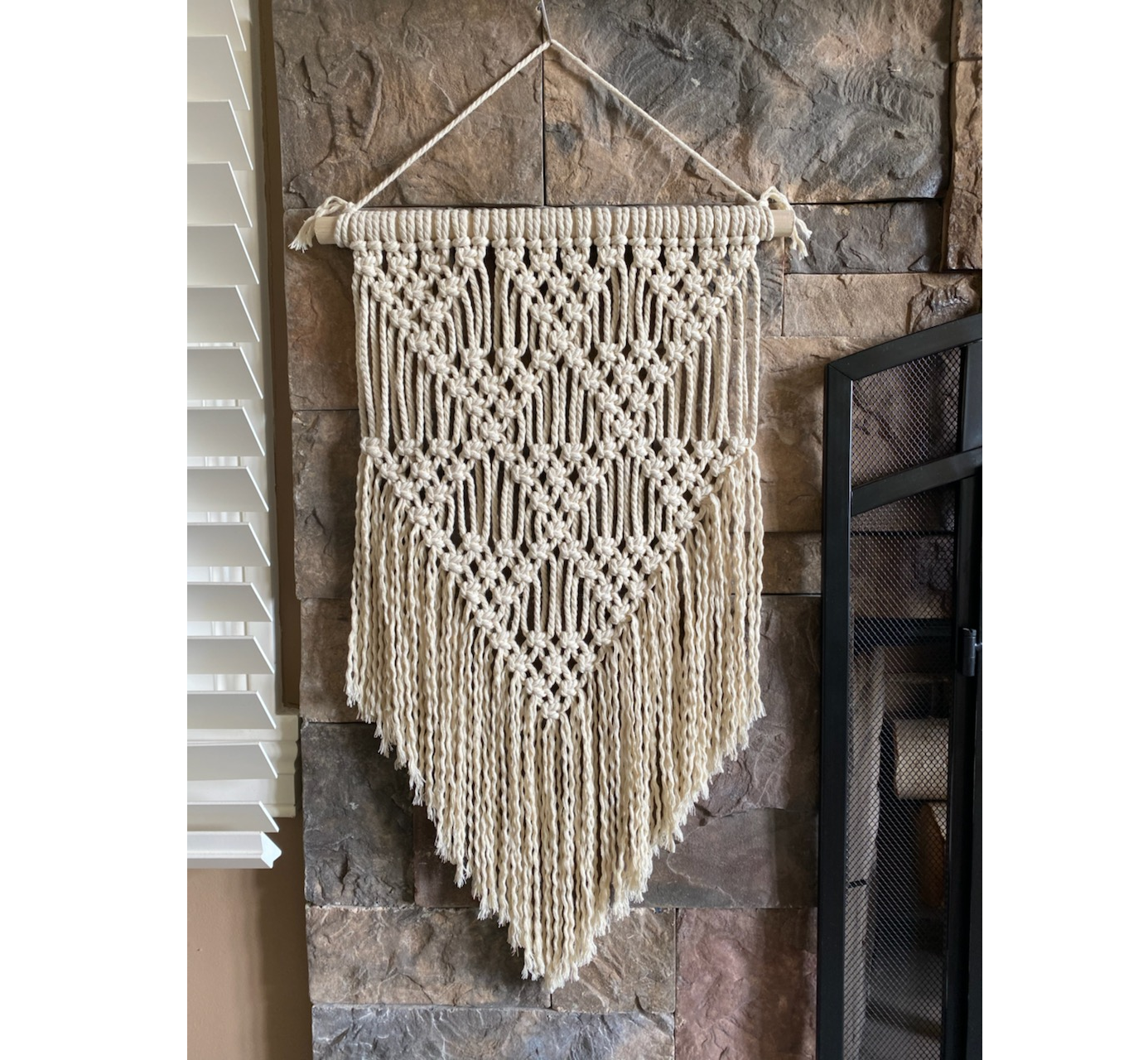 HANDMADE MACRAME WALL HANGING